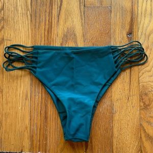 MIKOH Kapalua Bottom